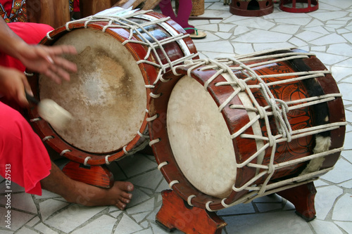 tahitian drums