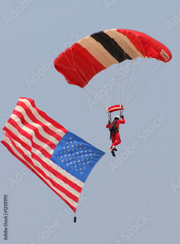 parachuter with us flag