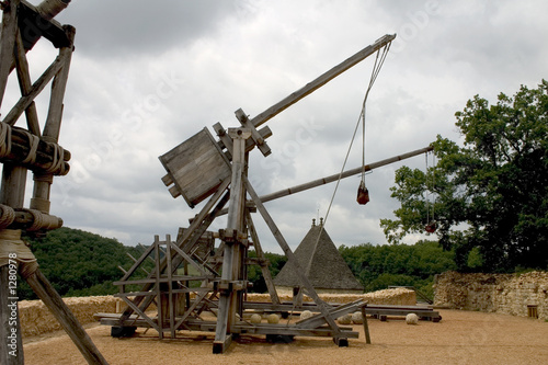 trebuchets in castelnaud, france