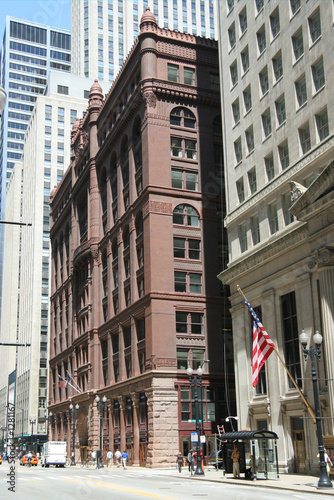 historic chicago office building © Spiroview Inc.