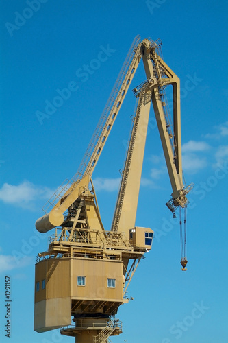Wallpaper Mural yellow harbour crane Torontodigital.ca
