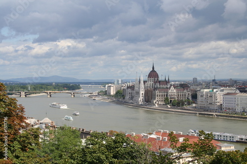 hungarian parliment, outumn photo