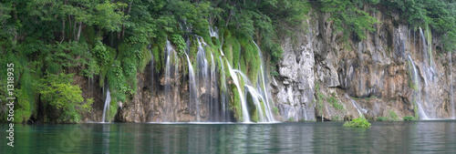 waterfall in plitvice lake (plitvicka jezera)