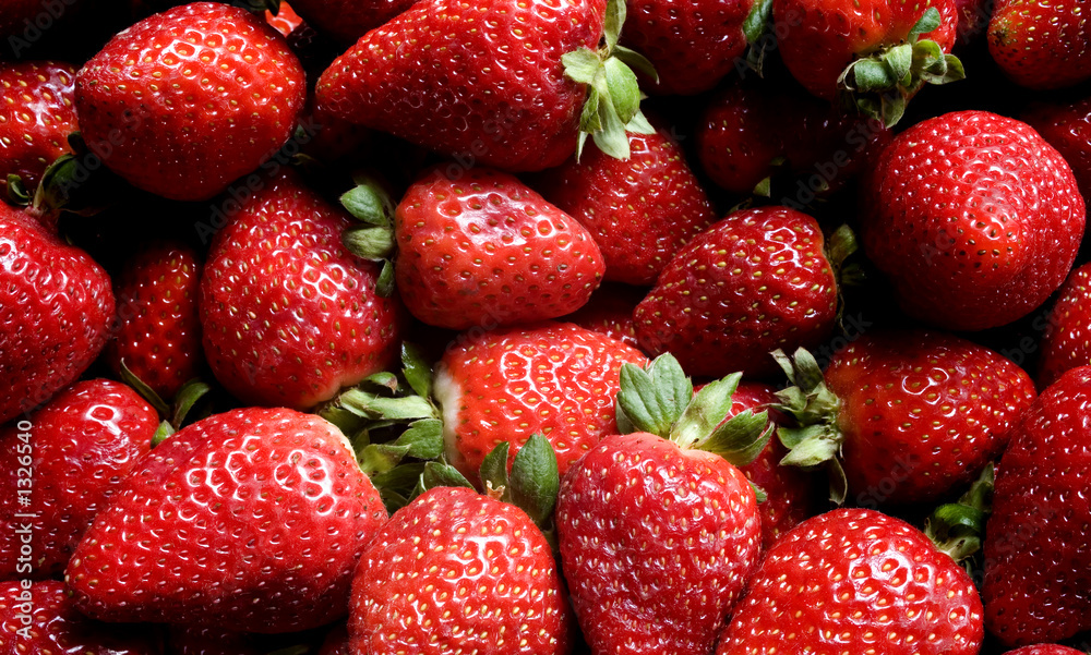 a pile of strawberries a pile of strawberries