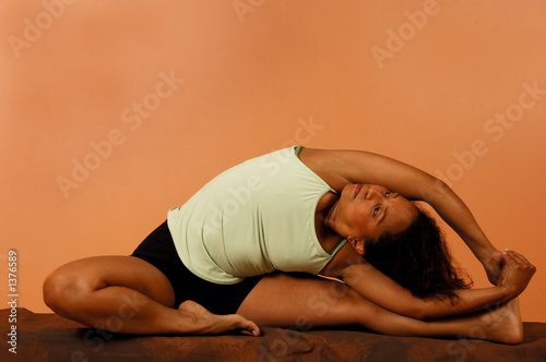 Fotografía yoga pose side bend
