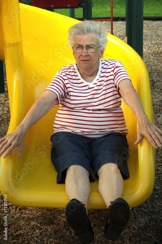 sliding grandmother 3