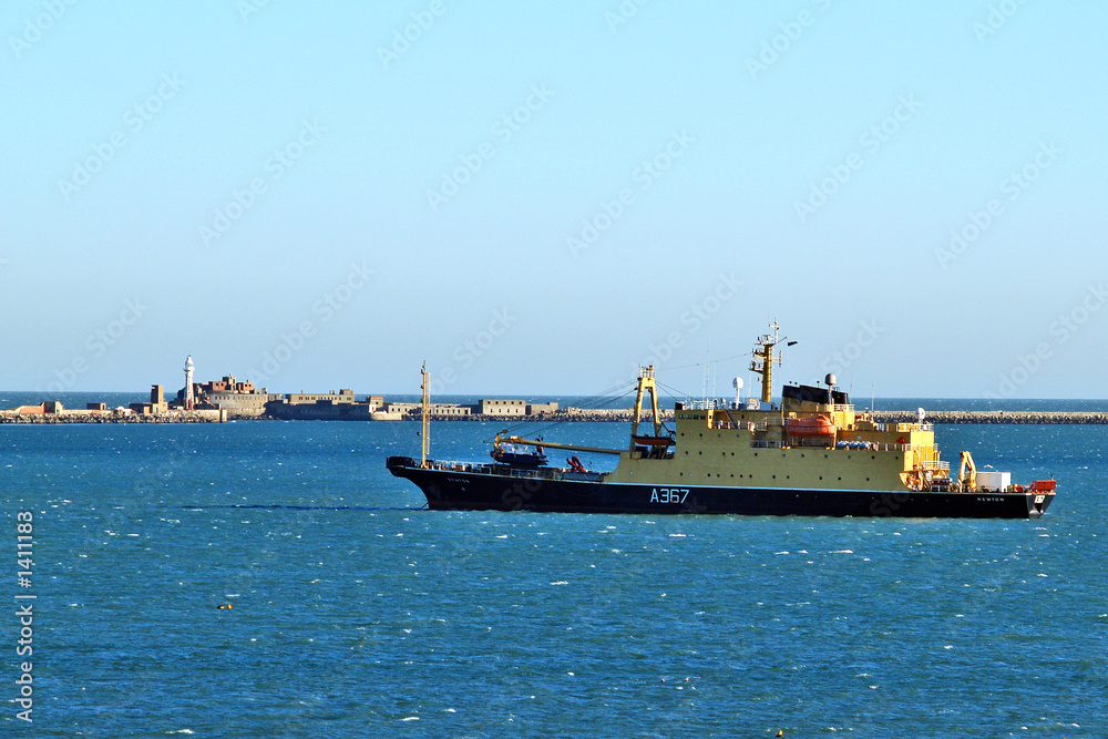 ship at anchor nothe fort