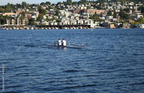 rowers on lake union seattle