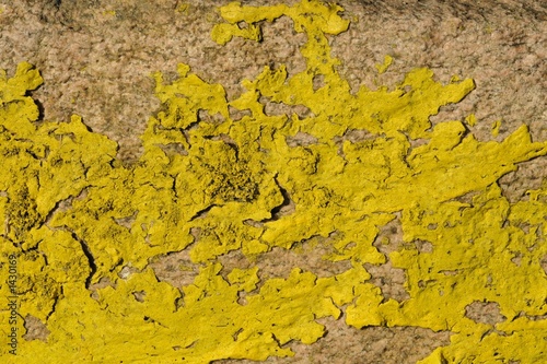 gelber stein