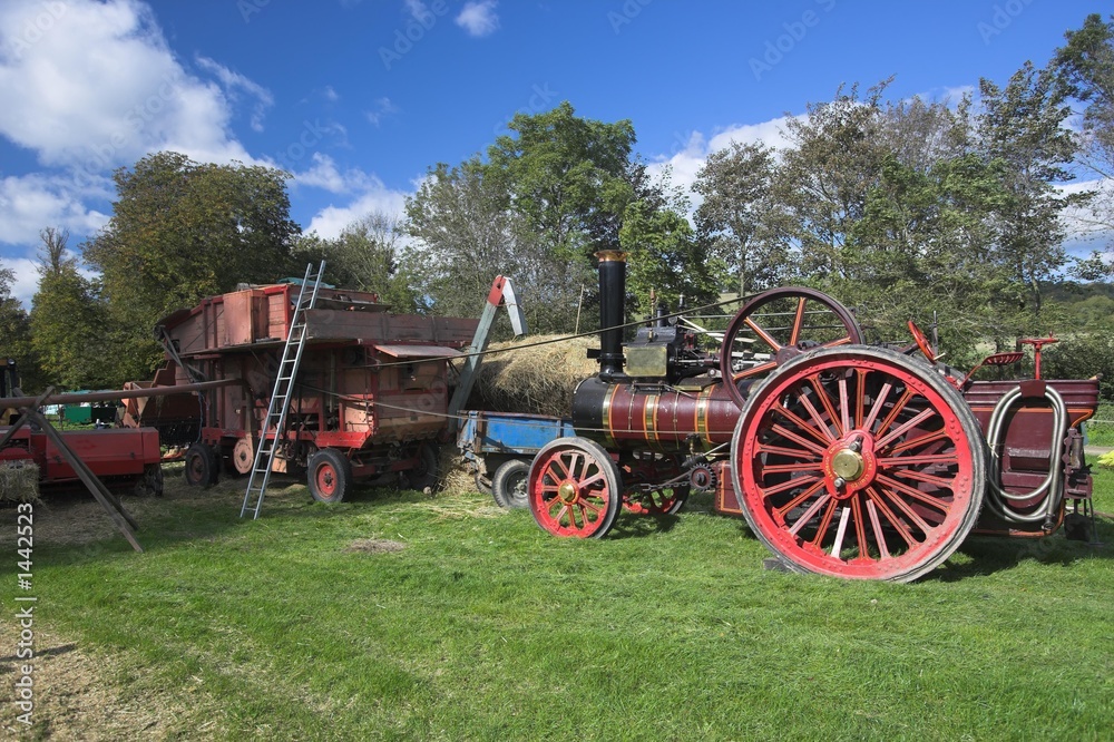 traction engine and thresher