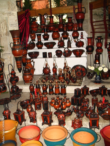 many vases