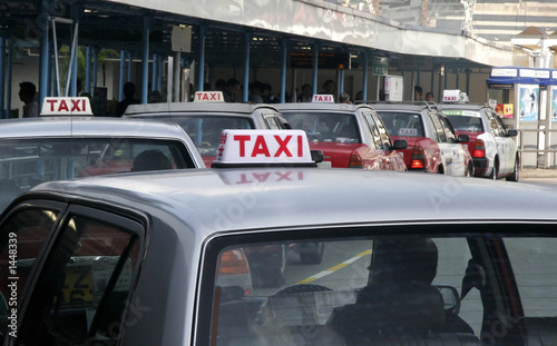 taxi line