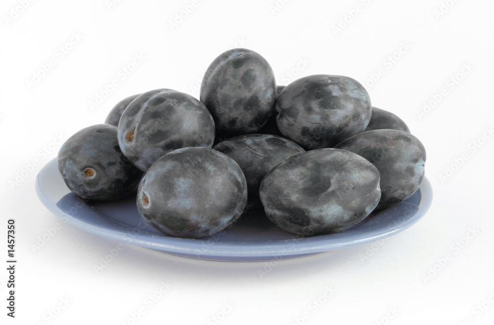 plums plums