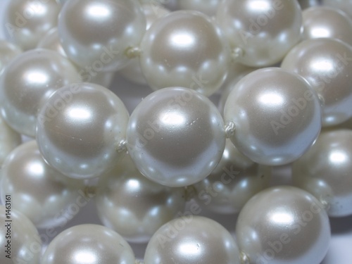 thread of pearls