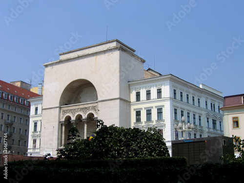opera building