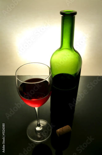 glass of wine, bottle and cork
