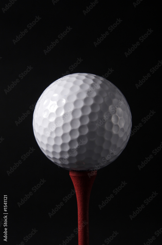 golfball auf tee