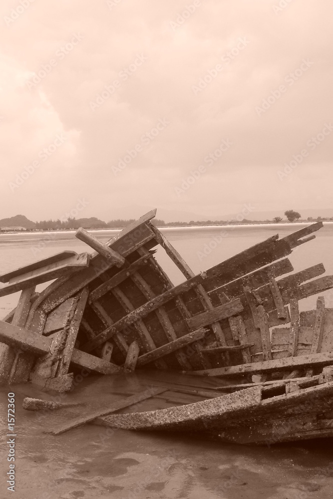 bateau echoue