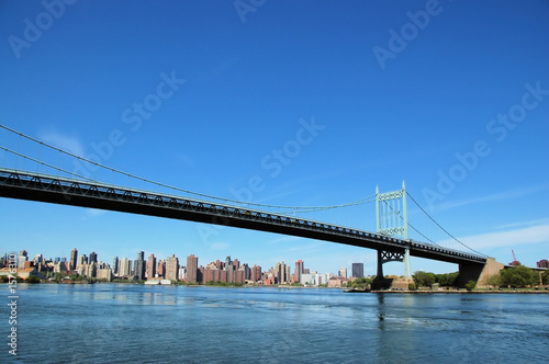 new york city bridge