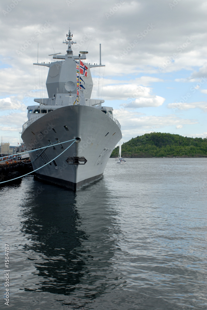 Naklejka premium military ship