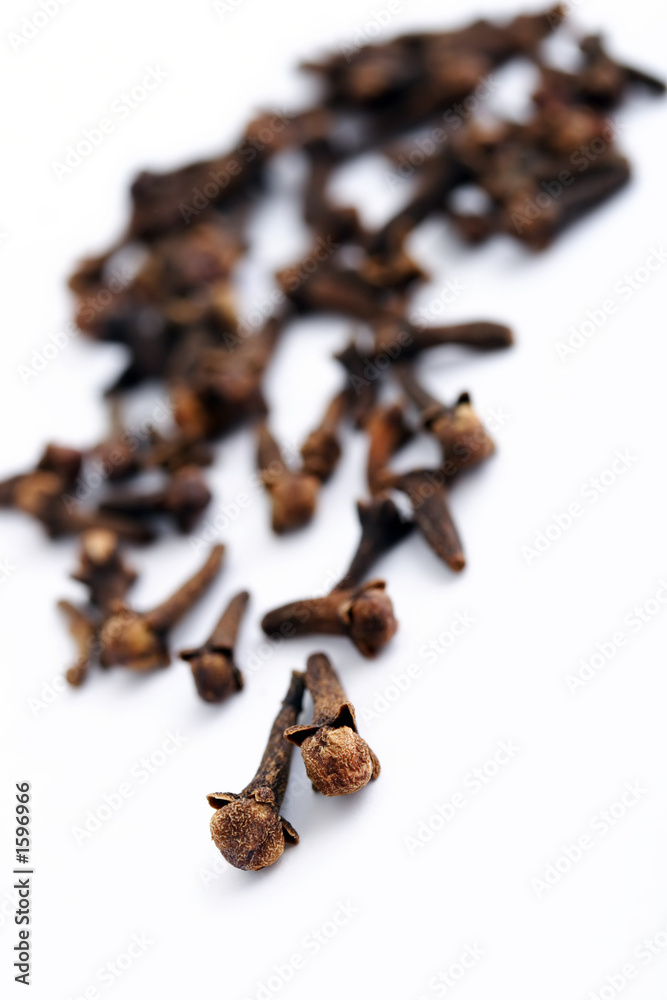 cloves cloves