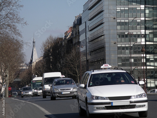 taxi of paris