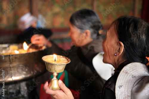 Photos in the dzhokang temple