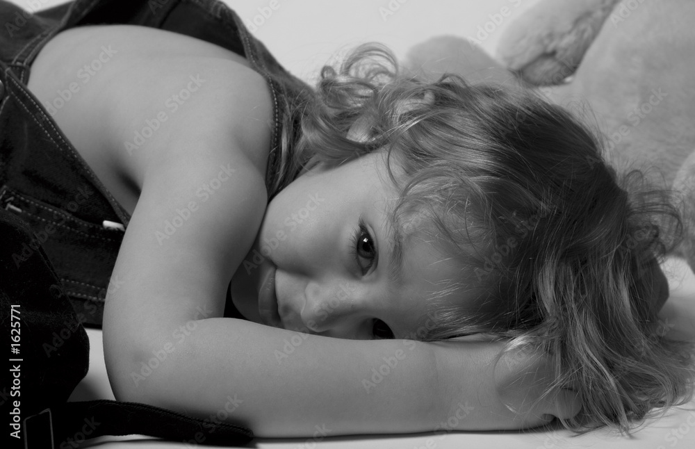 Obraz premium sleeping kid