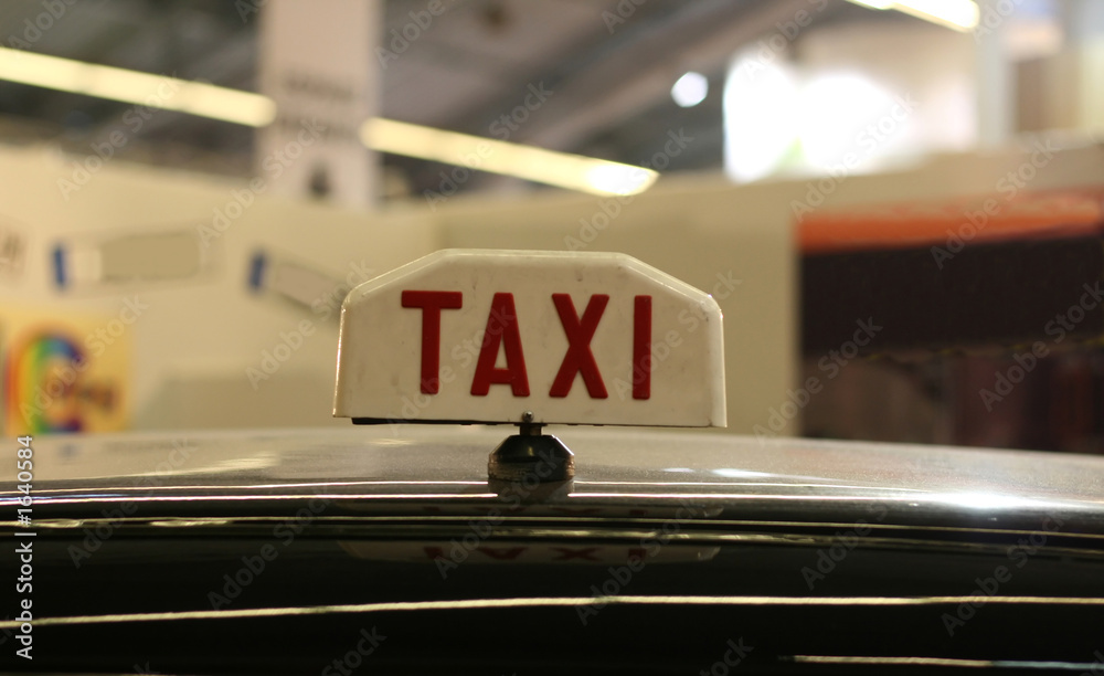 Obraz premium old taxi sign
