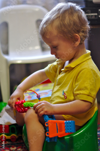 boy in yellow (62)