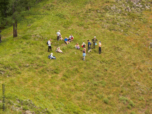 hikers halt