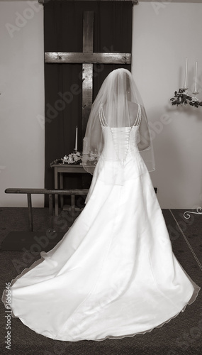 Obraz na płótnie bride at alter with cross w salonie