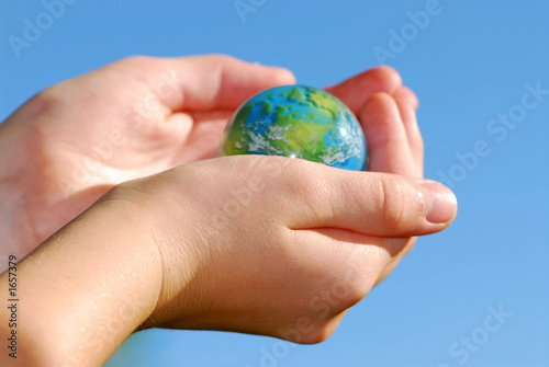 hands globe photo