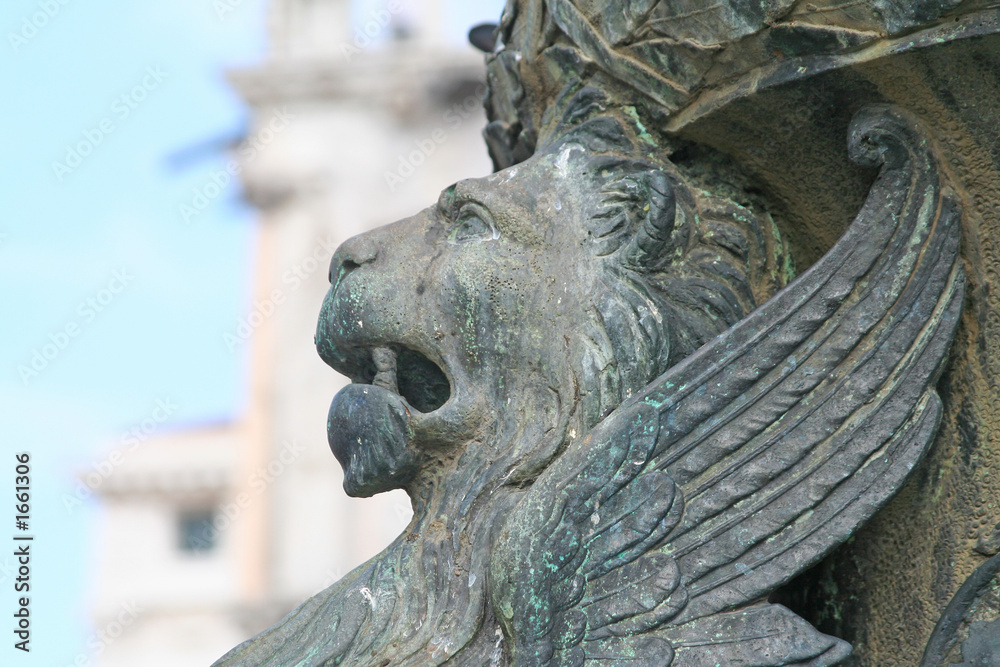 lion statue lion statue