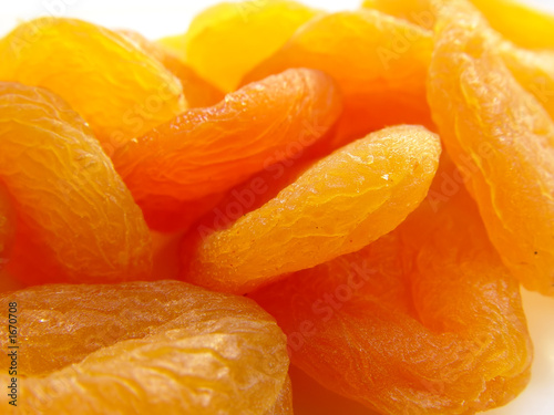 dried apricots
