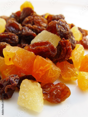 dried mixed fruits