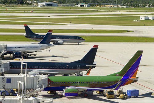 Fotografie busy airport concourse