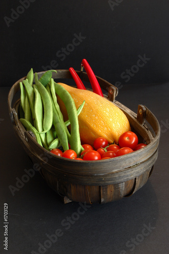 organic vegatable basket