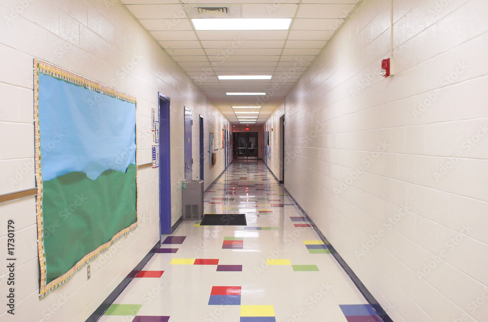 Фотография school hallway