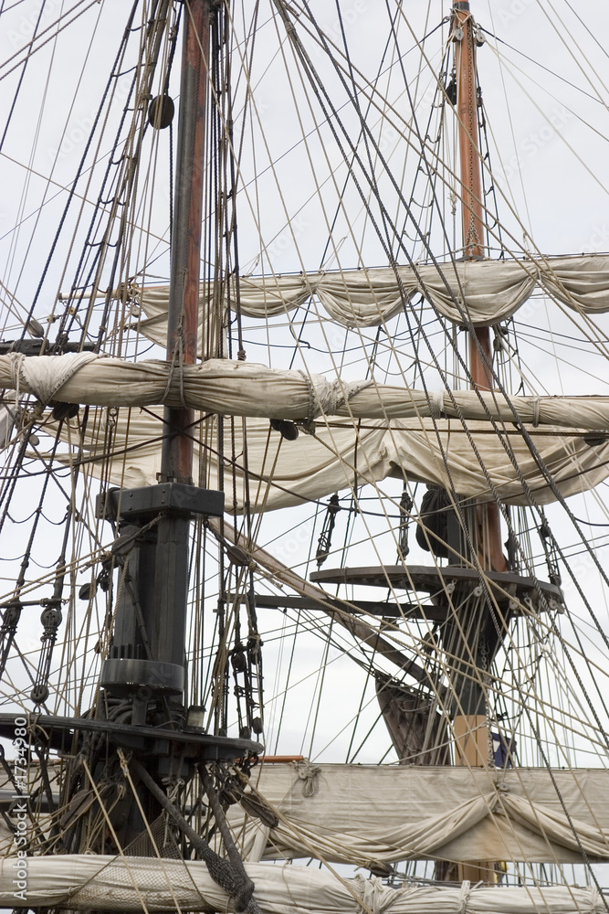 Obraz premium masts and sails