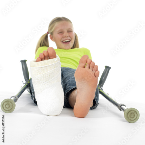 girl with a broken leg