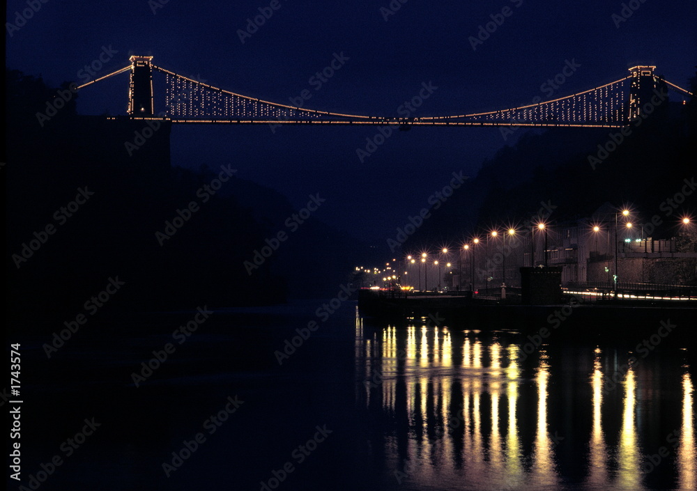 Obraz premium suspension bridge at night