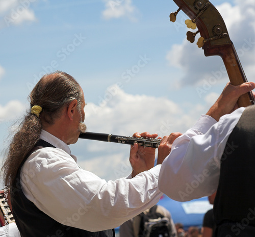 musikanten sind in der stadt photo