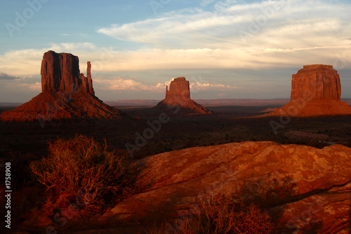 monument valley at sunset, arizona