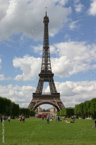 eiffel tower