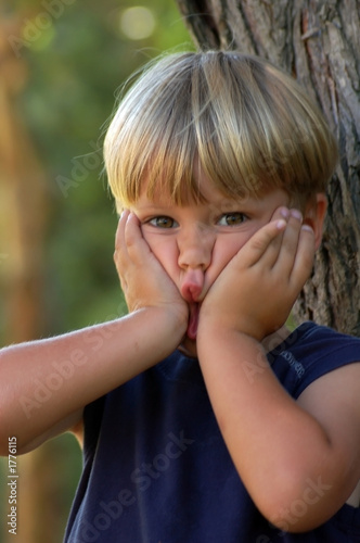 funny face boy