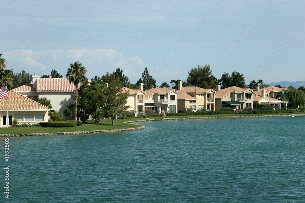 single family houses by water