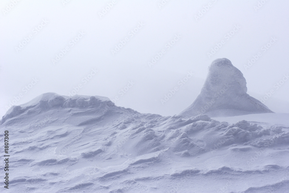 Naklejka premium snow drift at top of mountain