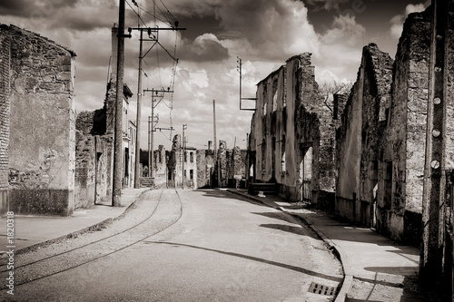 oradour sur glane photo