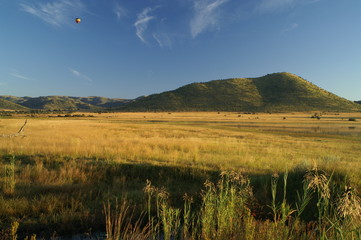 Crédence de cuisine Afrique Savane africaine sous ciel orageux  © antoine perroud
